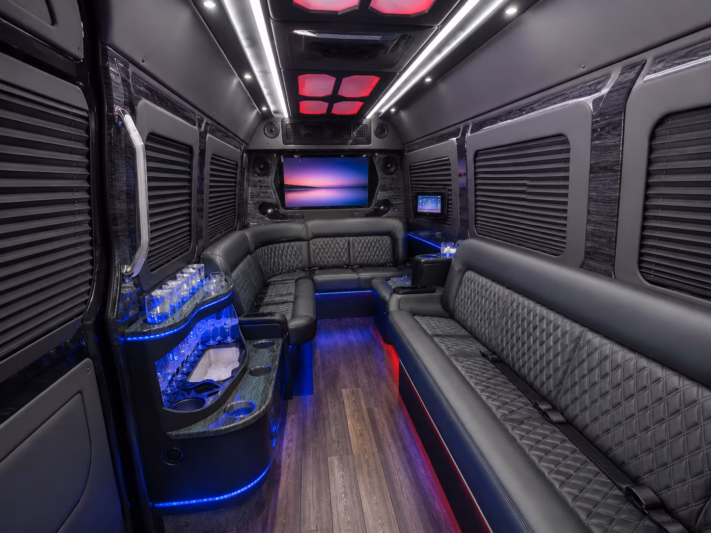 daily weekly and temporary employee shuttle programs built around your schedule